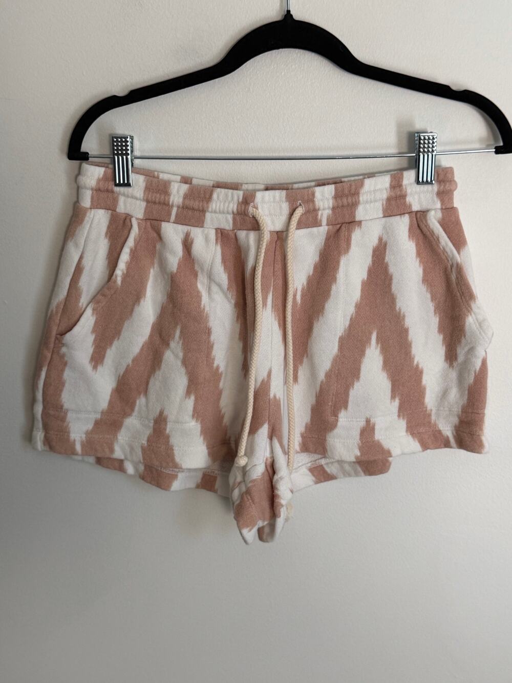 Lou & Grey Women's shorts size small
